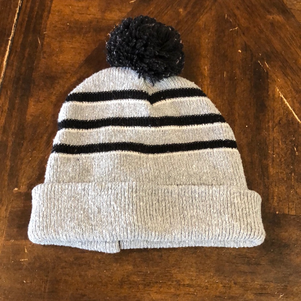 Boy size 4-6 Beanie hat in good used condition